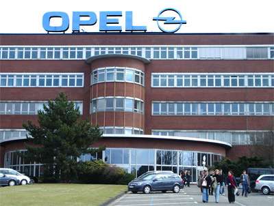 Штраке не сумел вывести Opel на прибыль и отправлен в отставку