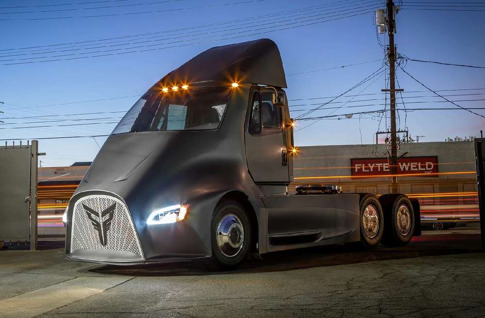 Молотом Тора по Илону Маску: у грузовика Tesla появился конкурент
