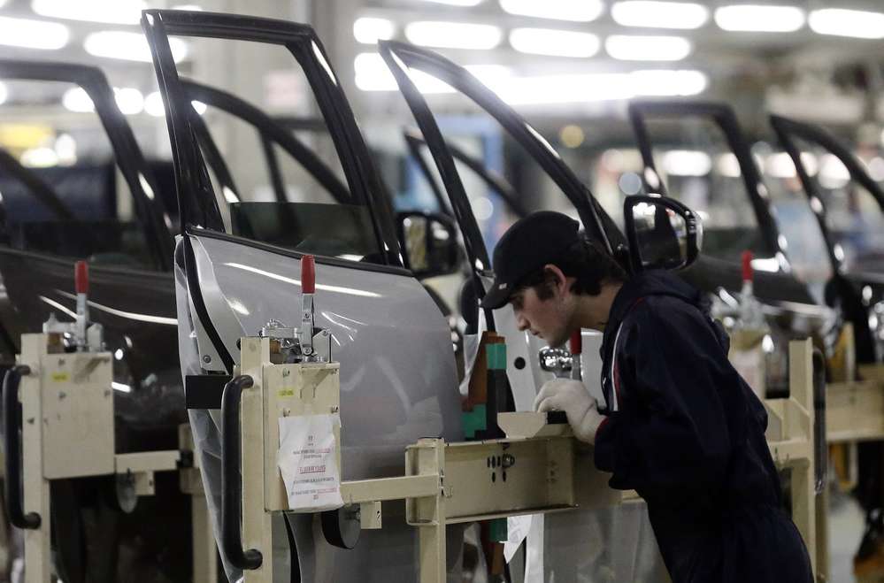 Ford, Volkswagen, Renault и Nissan не меняют планов на российском рынке