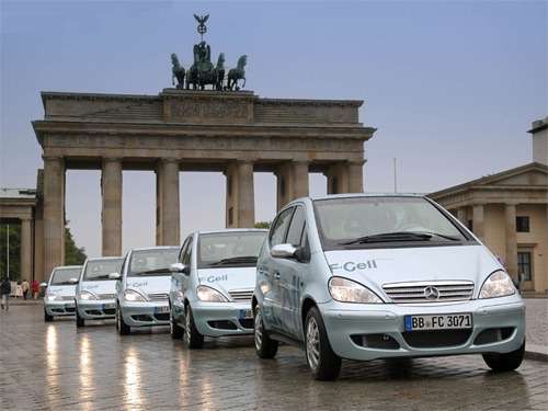 DaimlerChrysler привез в Берлин первые водородные A-Klasse