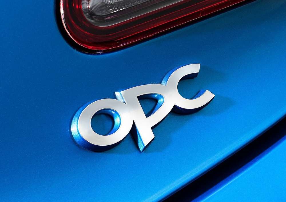 Opel Astra OPC подвергнется даунсайзингу