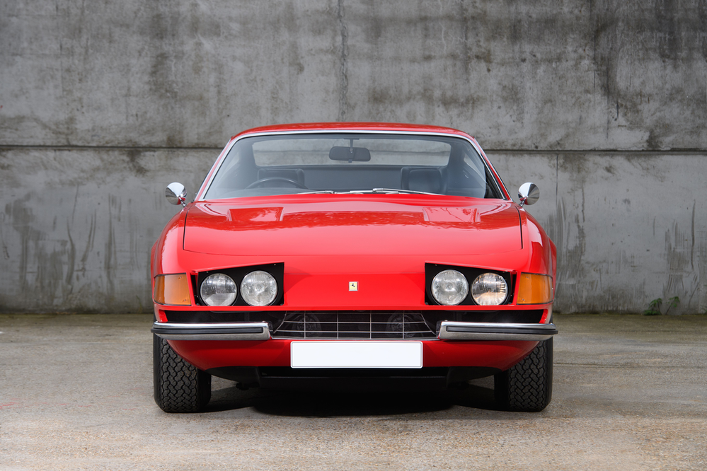 Ferrari Элтона Джона оценили в 750 тысяч долларов
