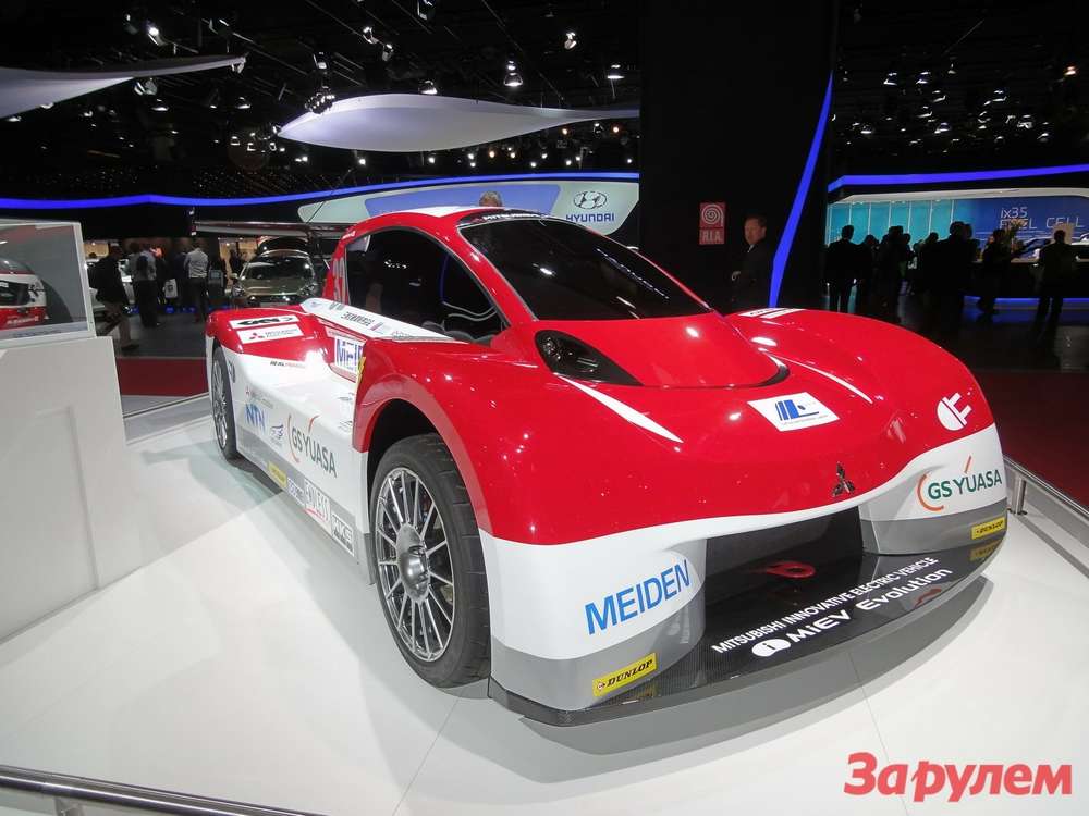 Mitsubishi привезла в Париж гоночный электромобиль i-MiEV Evolution