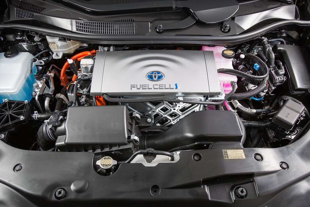 Toyota и Mazda обменяются «моторными» технологиями