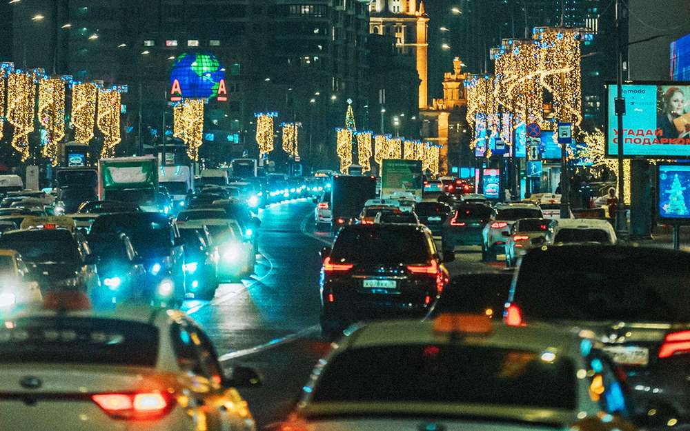 В Москве и области ограничат личный транспорт за счет общественного