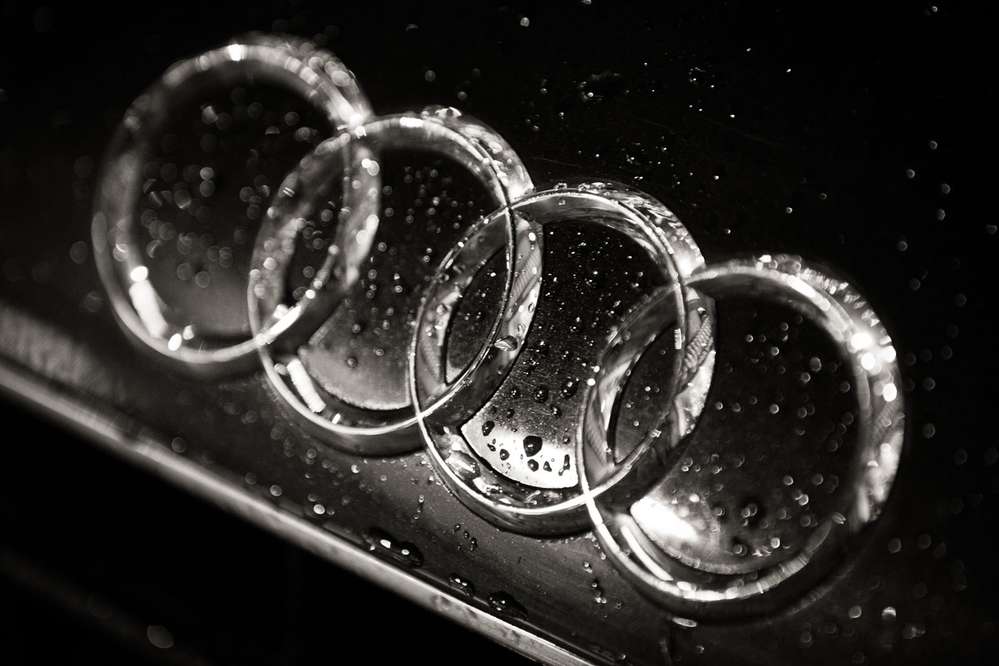 Компания Audi остановила все отгрузки дилерам до стабилизации курса рубля