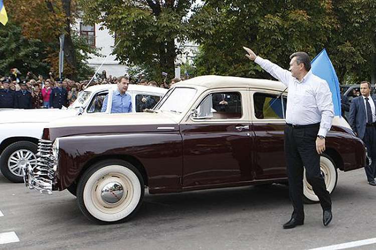 В Москве покажут Rolls-Royce, заинтересовавший Януковича