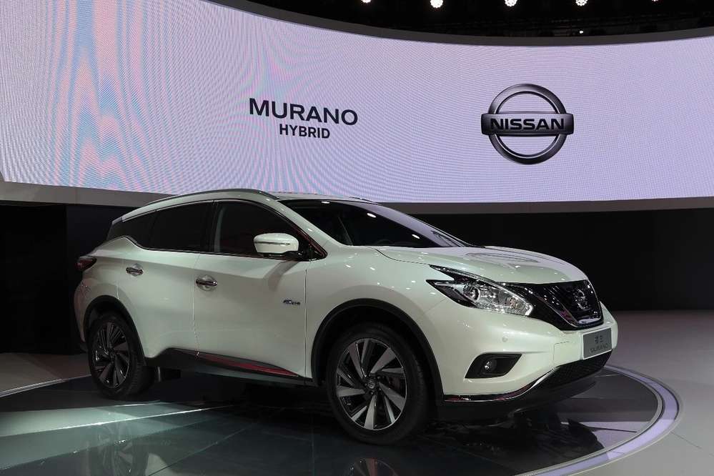 Nissan представил гибридный кроссовер Murano