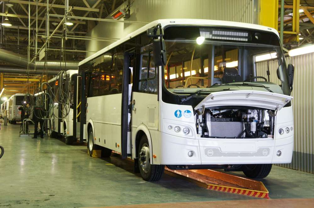 «Группа ГАЗ» запустила в серию автобусы «Вектор» 