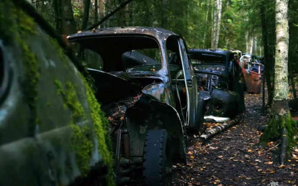 Найдено самое большое кладбище машин в Европе