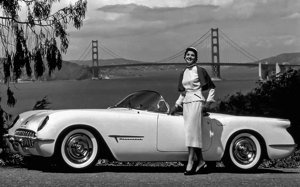 При всей прагматичности серийного производства вторая половина 1950‑х и начало 1960‑х годов - романтический период автомобильной инженерии.