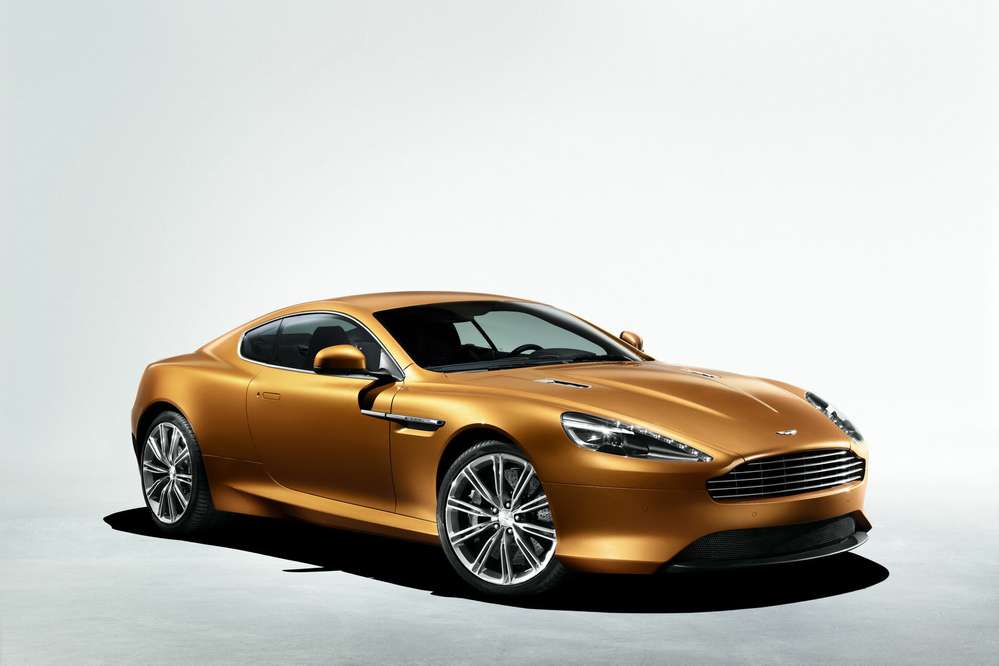 Aston Martin показал новое купе и кабриолет Virage