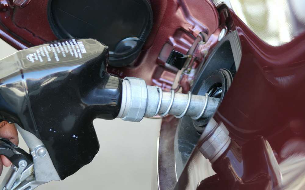 Как легко очистить бензин? Новые фильтры «За рулем»