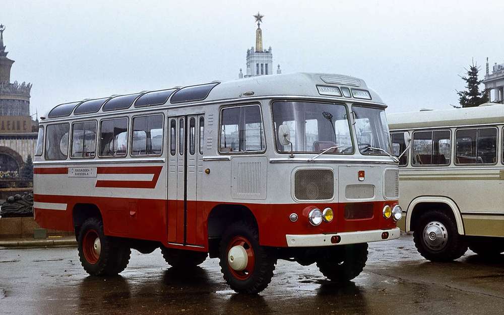 Полноприводный ПАЗ-3201 — довольно редкое явление в мире автобусов.