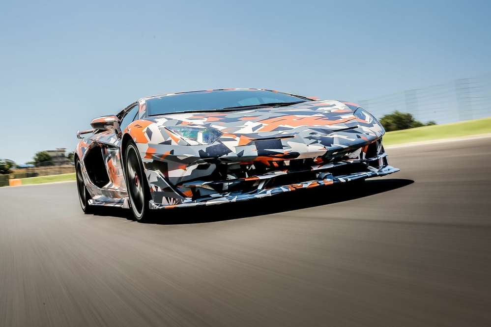 Lamborghini установила новый рекорд Нюрбургринга для серийных машин