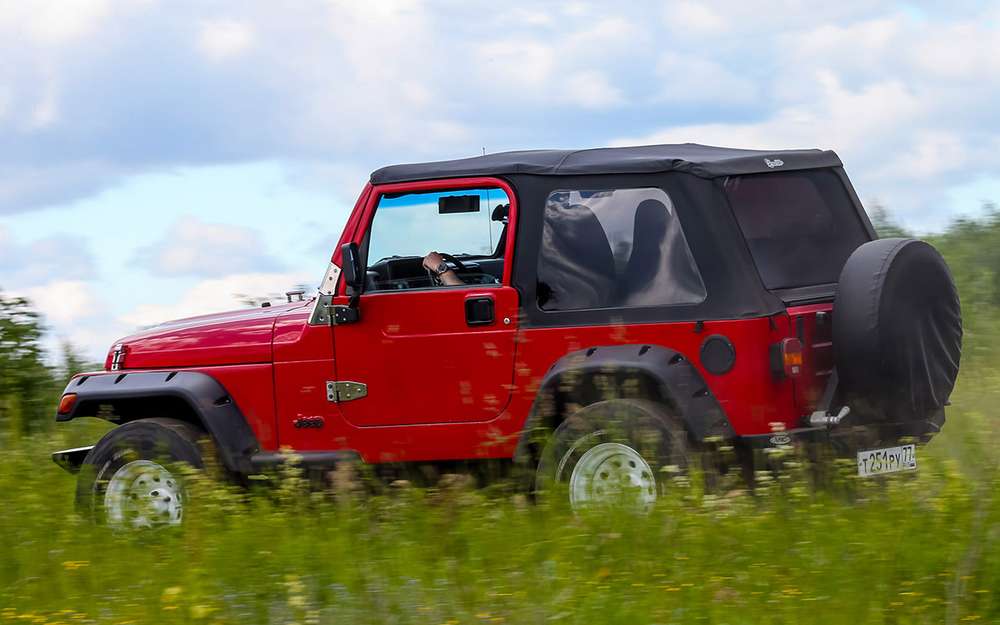 Jeep проведет в России отзывную кампанию: причина серьезная