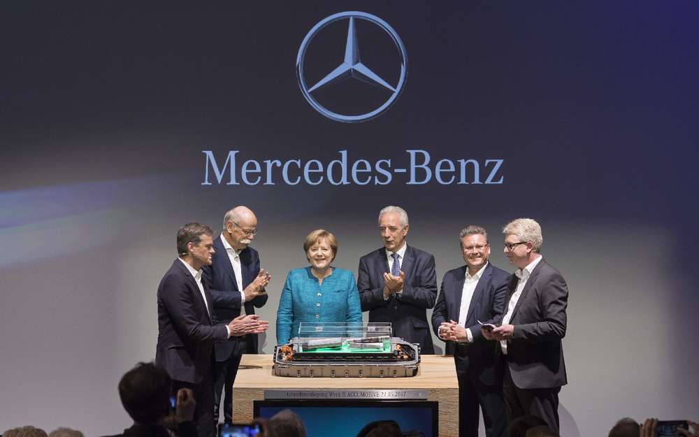 Ангела Меркель приложила немало усилий к тому, чтобы направить немецкий автопром в «зеленое» русло.