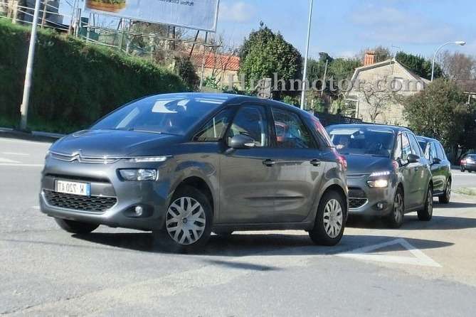 В Испании шпионы застали врасплох новый Citroen C4 Picasso