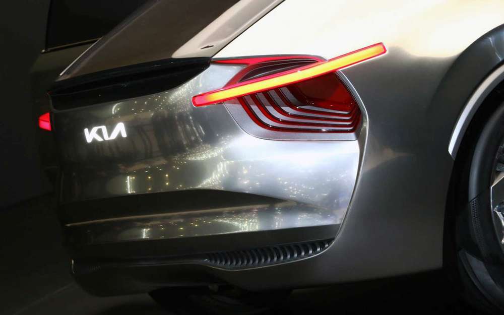 Выход из овала - Kia сменит логотип в этом году