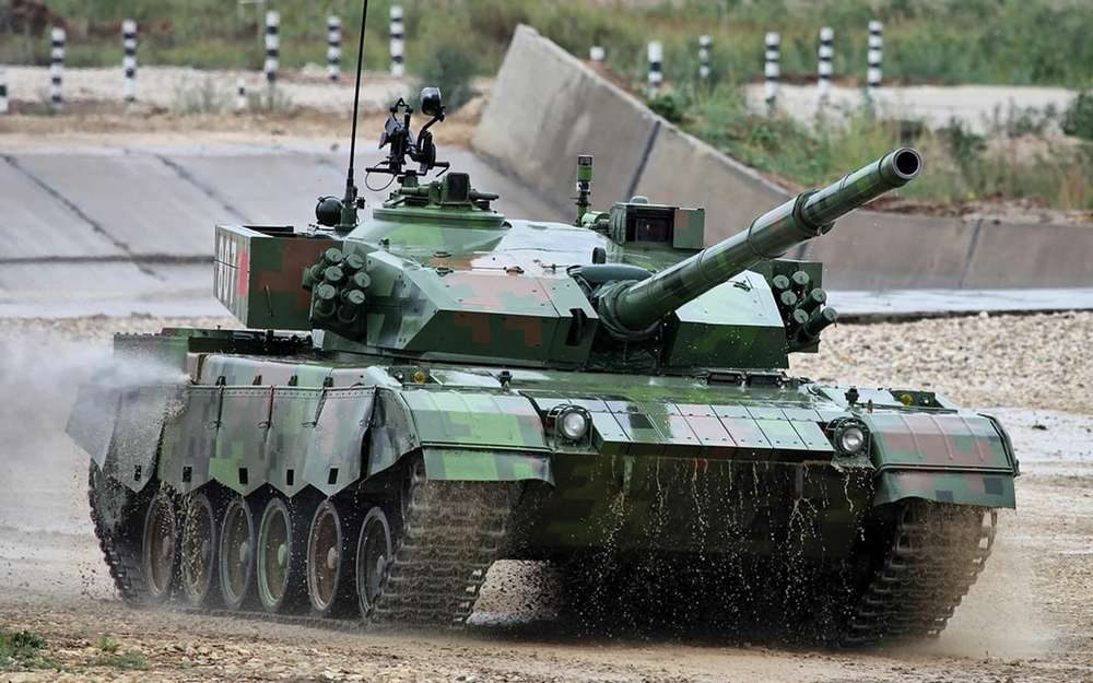 Основной танк Китая - сколько в нем российского