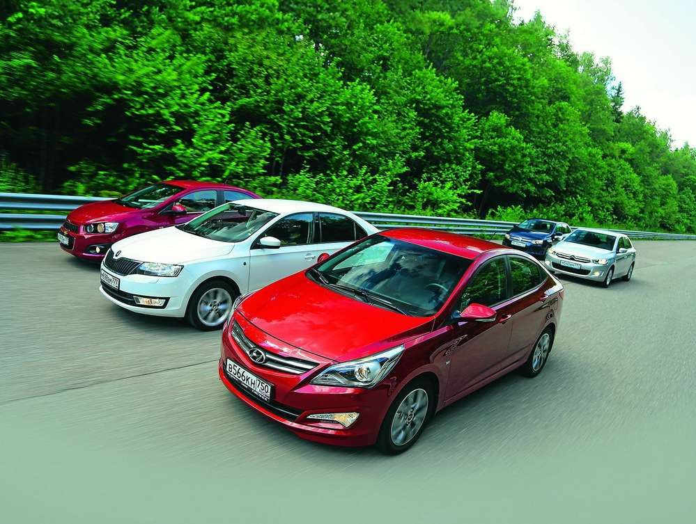 Hyundai Solaris обогнал Lada Granta и стал самым популярным автомобилем в мае