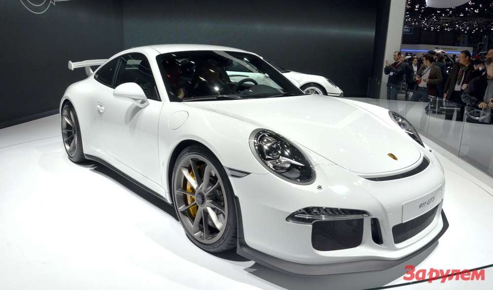 Новый Porsche 911 GT3 удивил полноуправляемым шасси и PDK