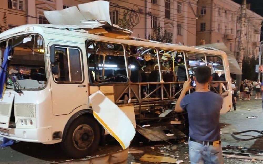 Взрыв автобуса в Воронеже - эксперт озвучил все возможные версии