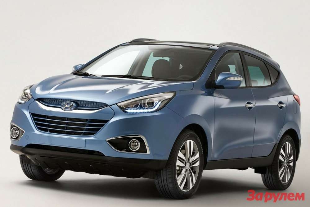 Hyundai ix35 получил новый бензиновый мотор и улучшенный интерьер