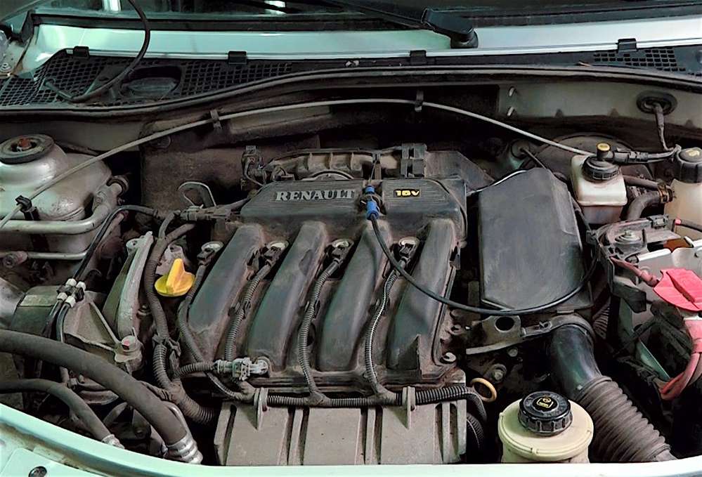 Меняем масло на 16-клапанном моторе Renault K4M