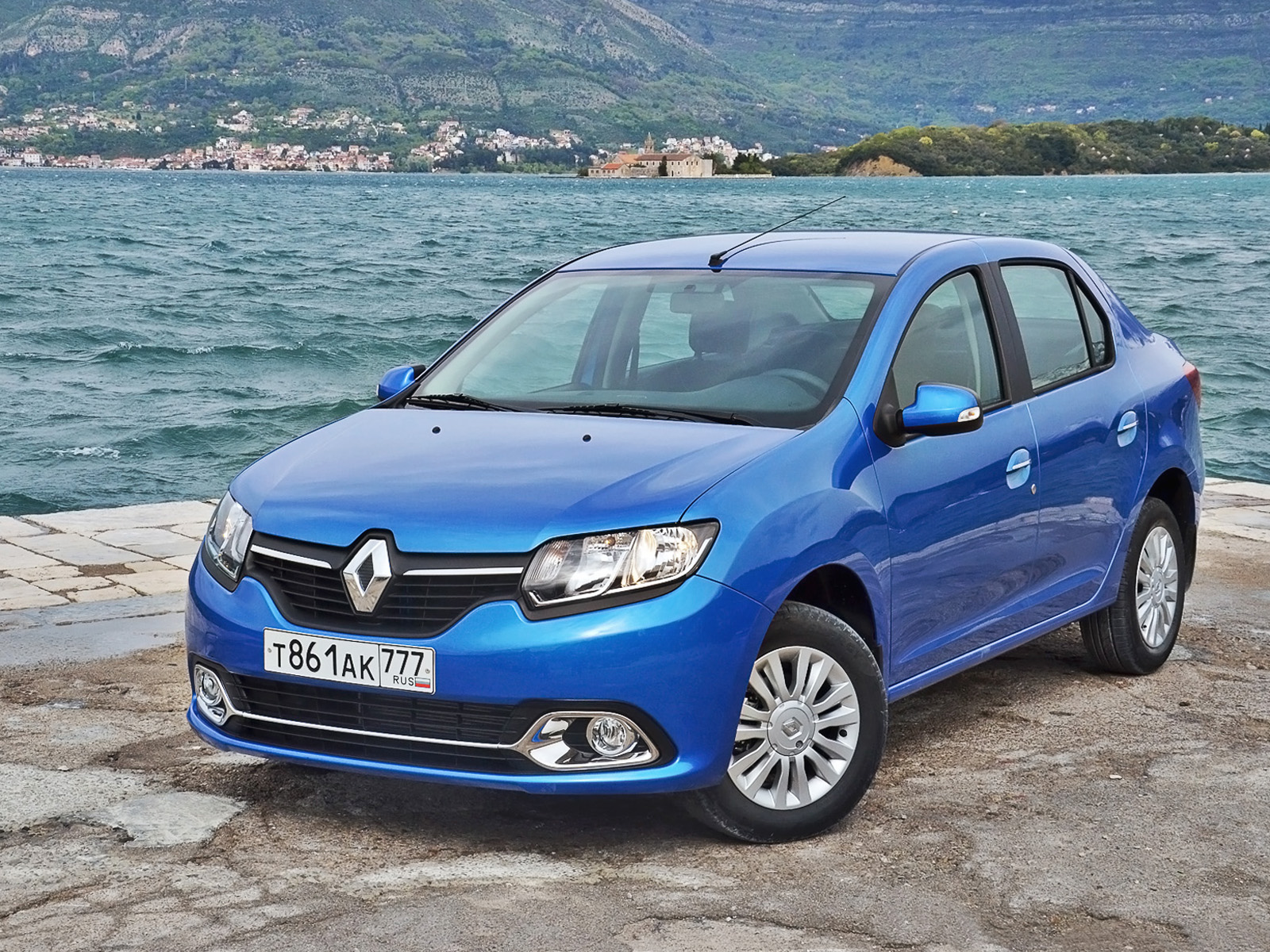 Renault-Nissan может выпускать Logan и Sandero на АВТОВАЗе и "ИжАвто&q...