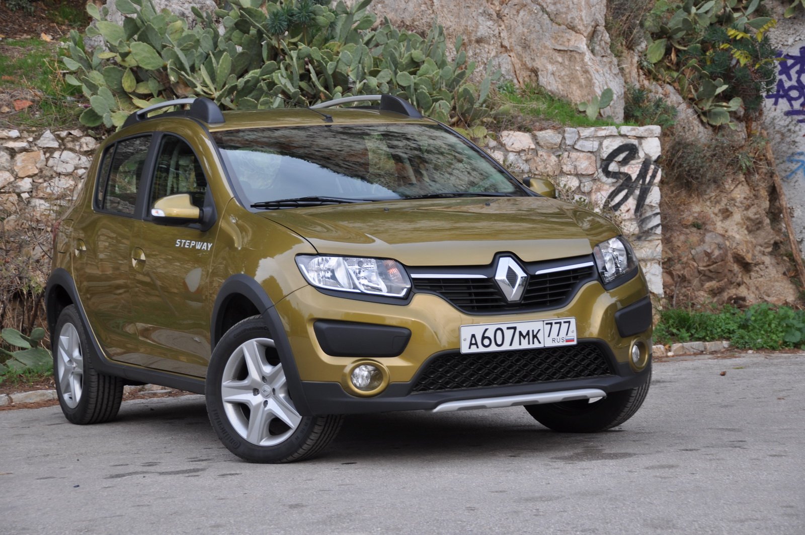 Автомобиль renault stepway