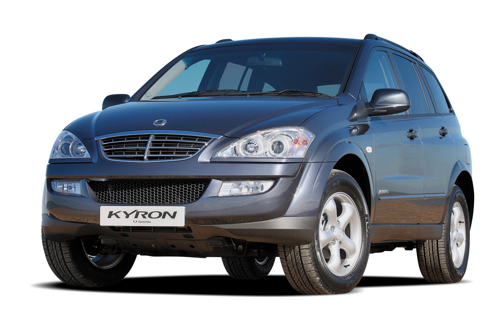 Санг енг температура. SSANGYONG Kyron 2008. SSANGYONG Kyron 2005. SSANGYONG Kyron 2005-2015. Саньёнг Кайрон дизель.