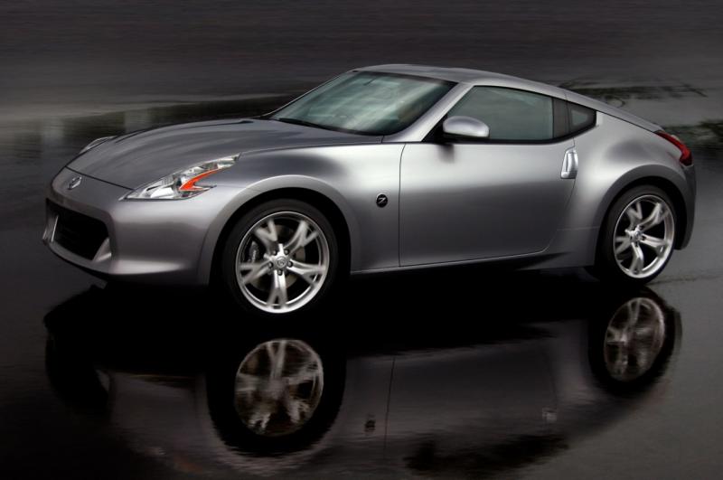 NISSAN 370Z: ZURÜCK ZU DEN WURZELN Nissan 370z, Nissan, Nissan z