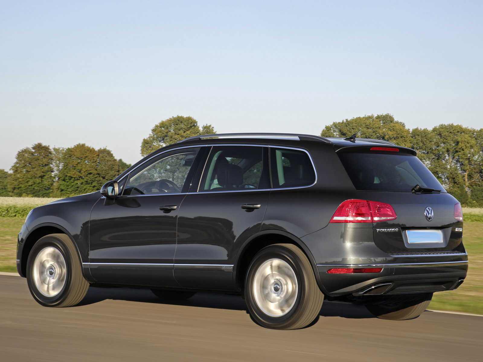 Что означает фольксваген туарег. Фольксваген туарег 2010. Что означает фольксваген туарег. Vw touareg 2005. Туарег 2002.