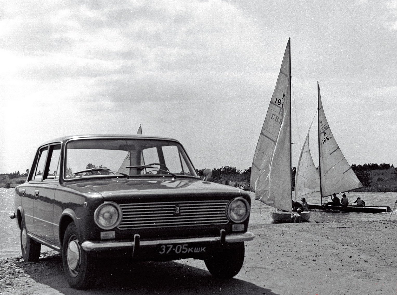 ВАЗ 2106 Чем он лучше Fiat 124? - DRIVE2