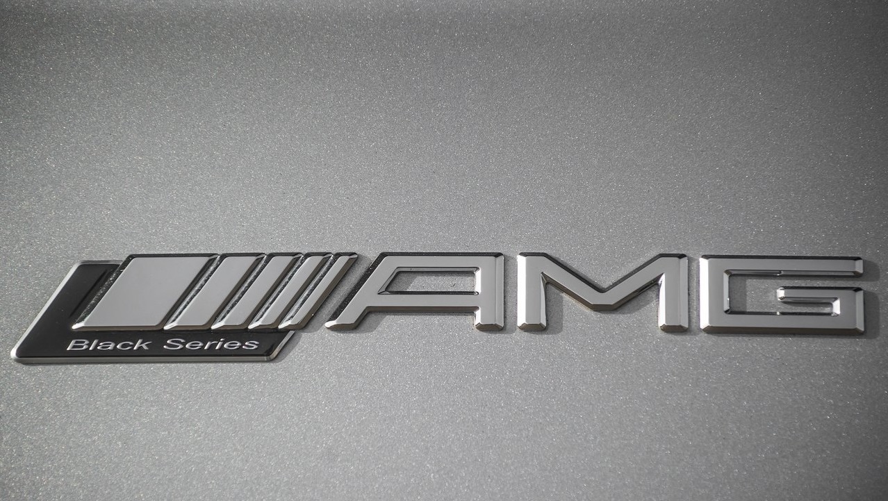 Спортивное подразделение Mercedes-AMG приступило к работе над новым суперка...